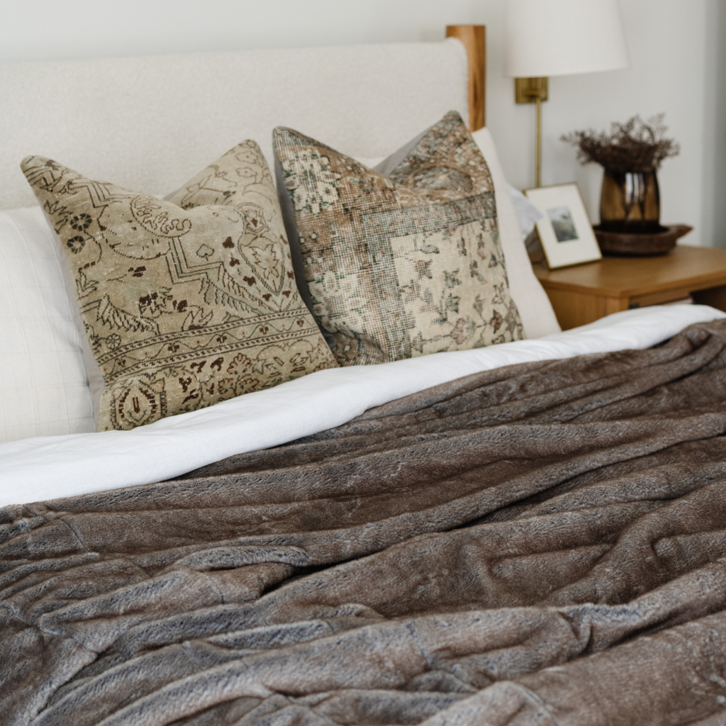 Saranoni Grand Faux Fur Queen Blanket 223.5 x 177.8cm